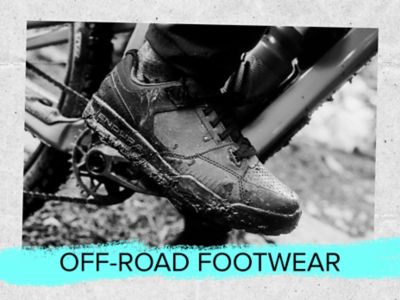 Off-road footwear text. A photo of a rider’s MTB shoe on the pedal.