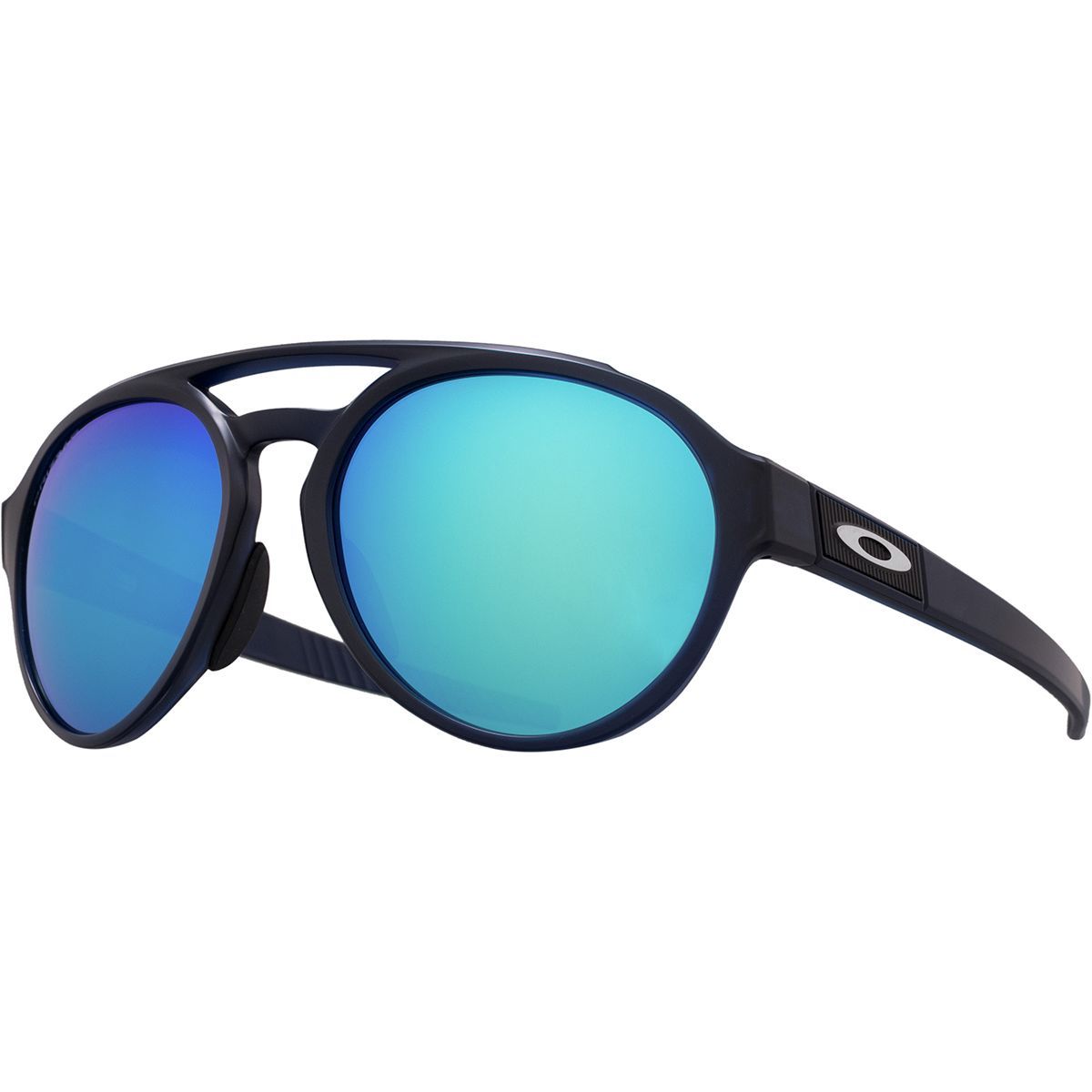 oakley forager on face
