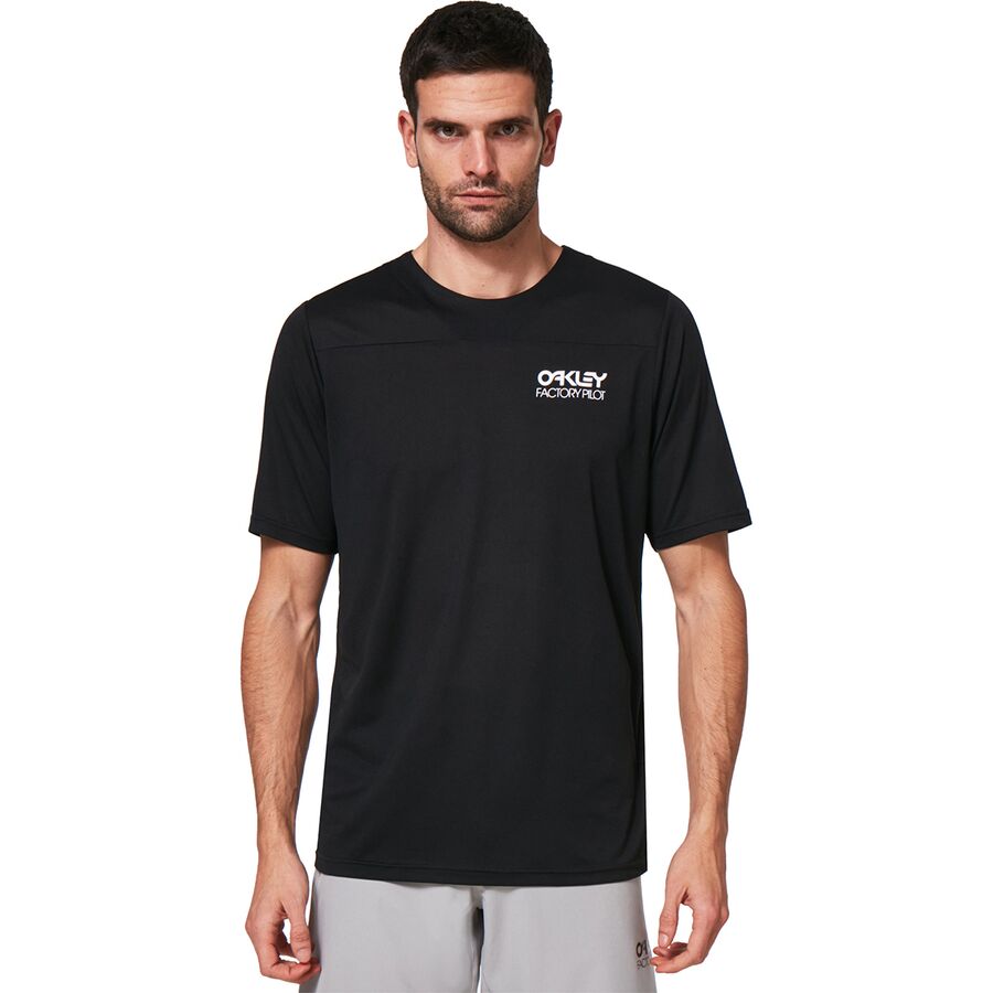 oakley cascade trail tee