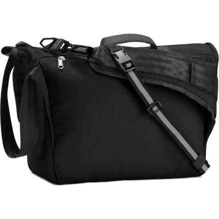 Chrome - Buran II 26L Messenger Bag