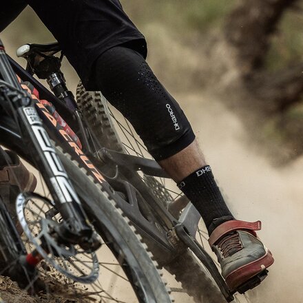 DHaRCO - Gravity Knee Pad