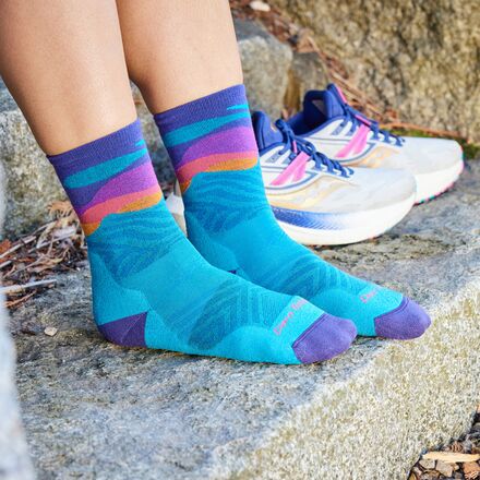 Darn Tough - Mirnavated Micro Crew Ultra-LW Cushion Sock - Women's