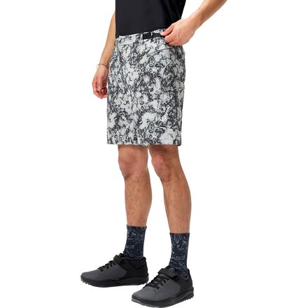 Endura - Sultrac Humvee 8in Short - Men's