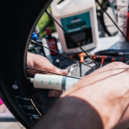 Finish Line - FiberLink Tubeless Sealant