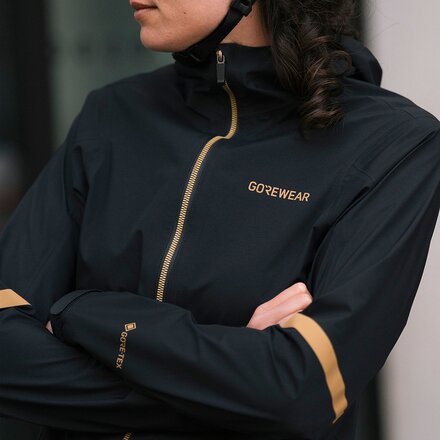 GOREWEAR - Lupra GORE-TEX LE2 Hooded Jacket - Women's