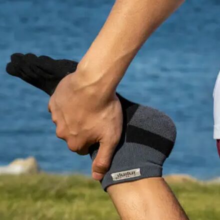 Injinji - Run Midweight Mini-Crew Sock - Men's
