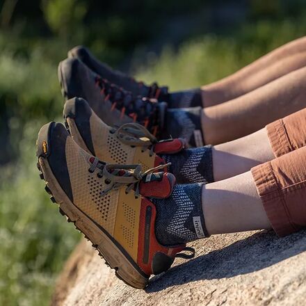 Injinji - Outdoor Midweight Wool Mini Crew Sock - Men's