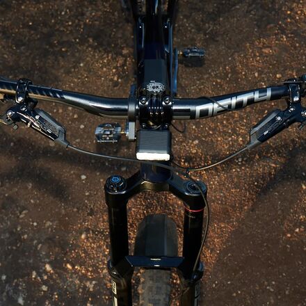 Knog - Blinder X 1800 + 10,000 mAh Battery