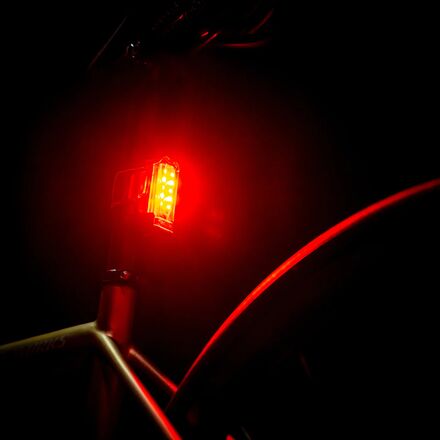 Lezyne - Strip Drive Pro 400 Plus Tail Light