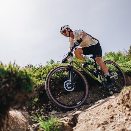 Mavic - Crossmax S 29in Boost Carbon Wheelset