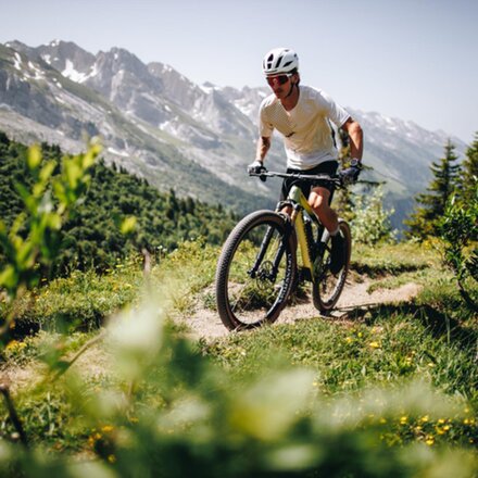 Mavic - Crossmax S 29in Boost Carbon Wheelset