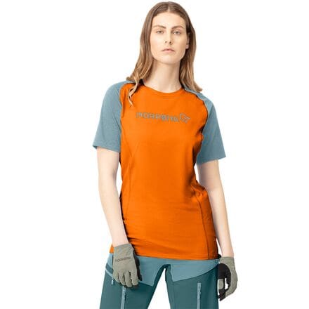 Norrona - Fjora Equaliser Lightweight T-Shirt - Women's - Orange Popsicle/Tourmaline