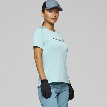 Norrona - Fjora Equaliser Lightweight T-Shirt - Women's