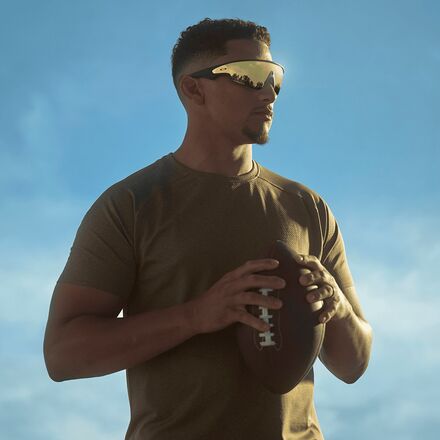 Oakley - Meta AI Vanguard Sunglasses
