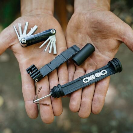 OneUp Components - EDC Pump