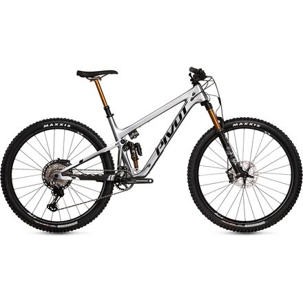Pivot - Trail 429 Pro XT/XTR Live Valve Carbon Wheel Mountain Bike