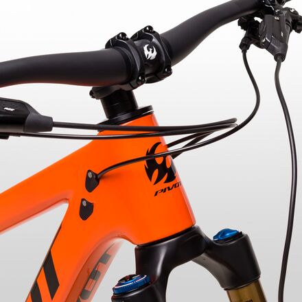 Pivot - Firebird Pro X01 Eagle DHX2 Carbon Wheel Mountain Bike
