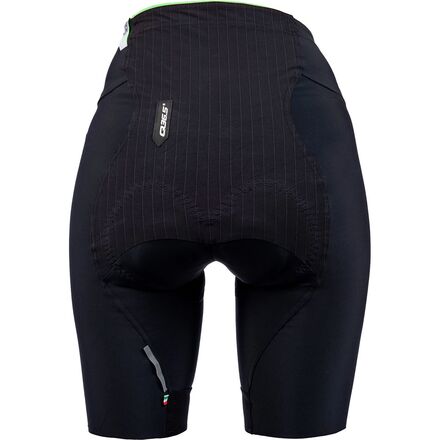 Q36.5 - Gregarius Essential Half Short - Women's