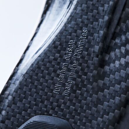 Q36.5 - Unique Pro Road Shoe
