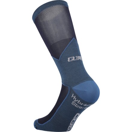 Q36.5 - Hybrid Socks