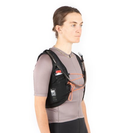 Restrap - Lightweight Race Hydration Vest