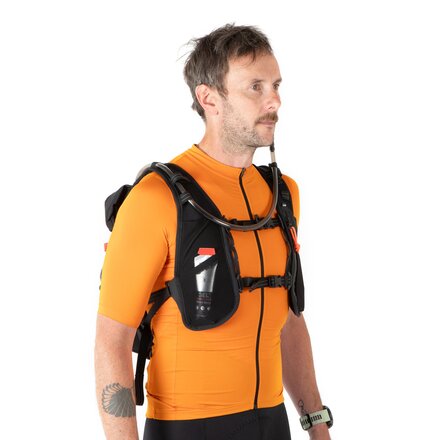 Restrap - Rolltop Hydration Vest
