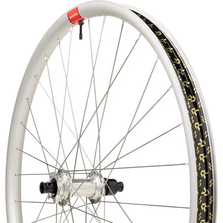 Reserve - 30 HD Alloy 29in LTD Wheelset/Vittoria Tire Set
