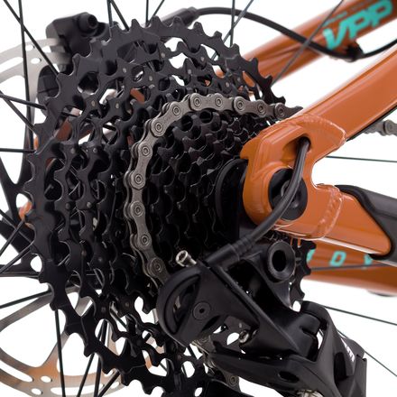 Santa Cruz Bicycles - Tallboy 27.5+ D Complete Mountain Bike - 2018