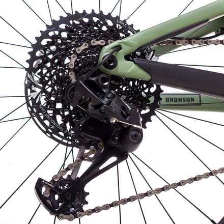 Santa Cruz Bicycles - Bronson 27.5+ S Complete Mountain Bike