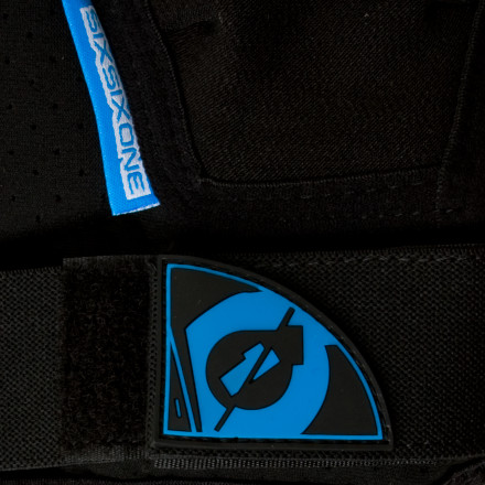 Six Six One - Kyle Strait Knee Guard