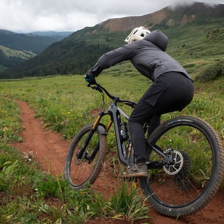 Yeti Cycles - MT XT Di2 Mountain Bike