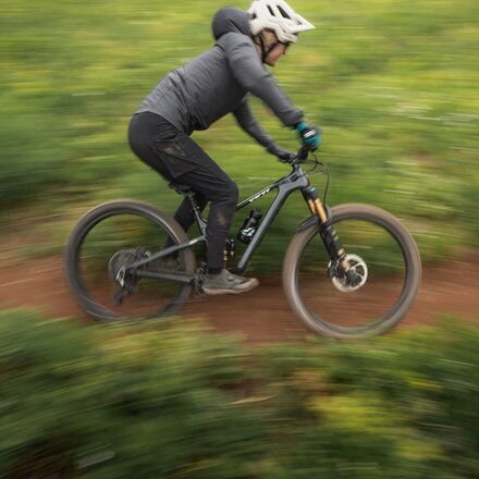 Yeti Cycles - MT XT Di2 Mountain Bike