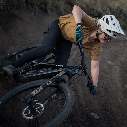 Yeti Cycles - MT 90/X0 Carbon Wheel Mountain Bike