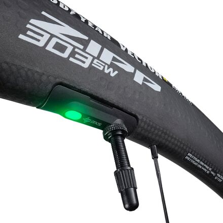 Zipp - 303 SW Carbon Centerlock Tubeless Wheel +Wheel Sensor