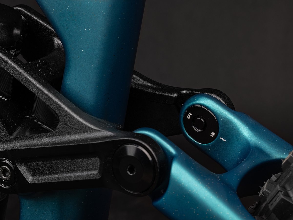 Detail shot of the linkages and bushings on the rear shock of Santa Cruz Bullit