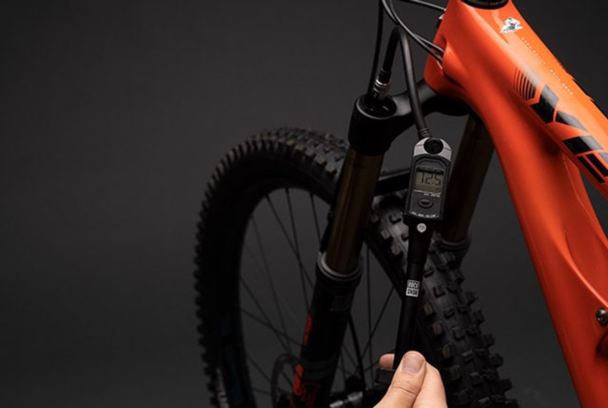 CC18_0392_Suspension2