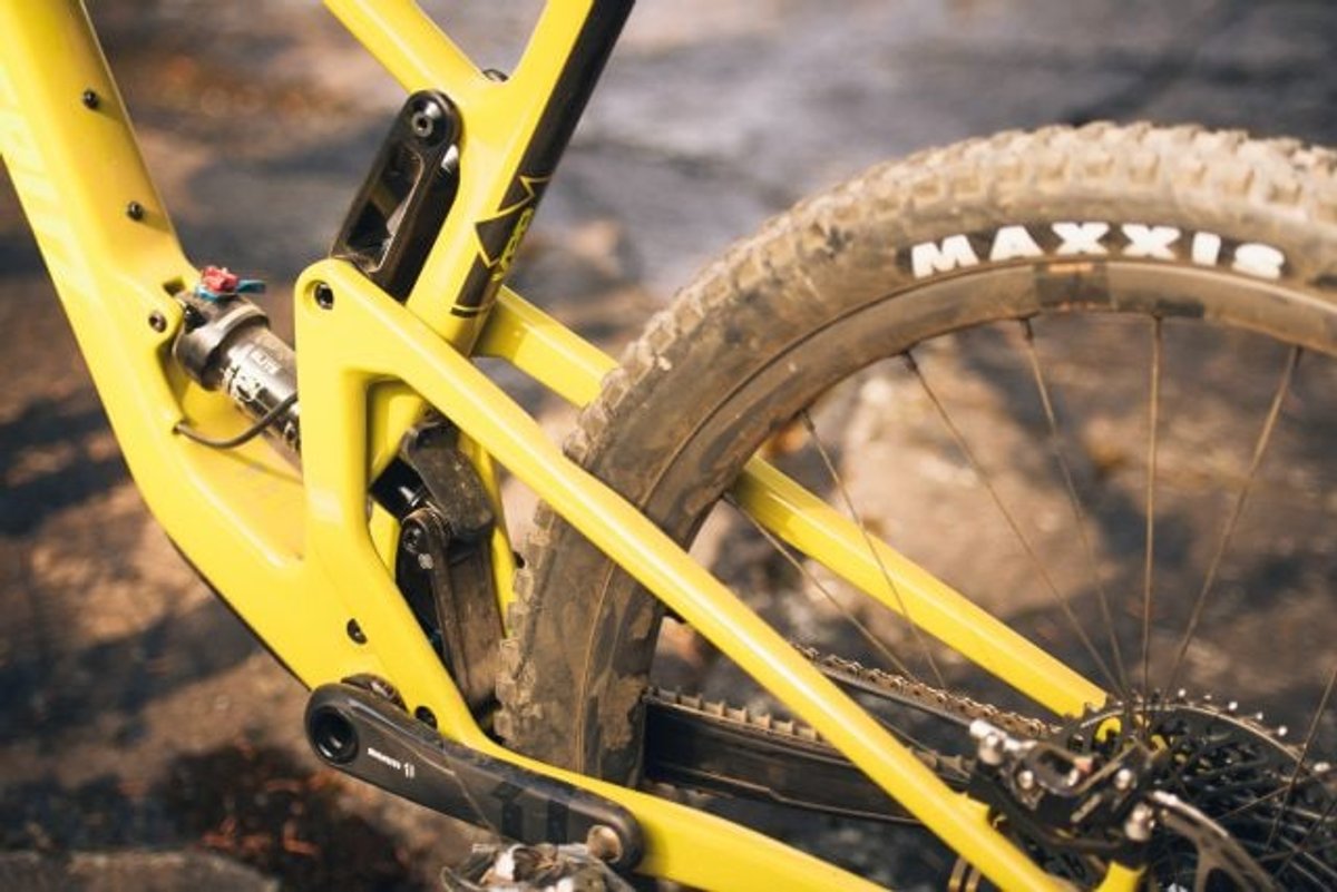 SCB_MY20_TALLBOY_BACKCOUNTRY-023-e1565980555750