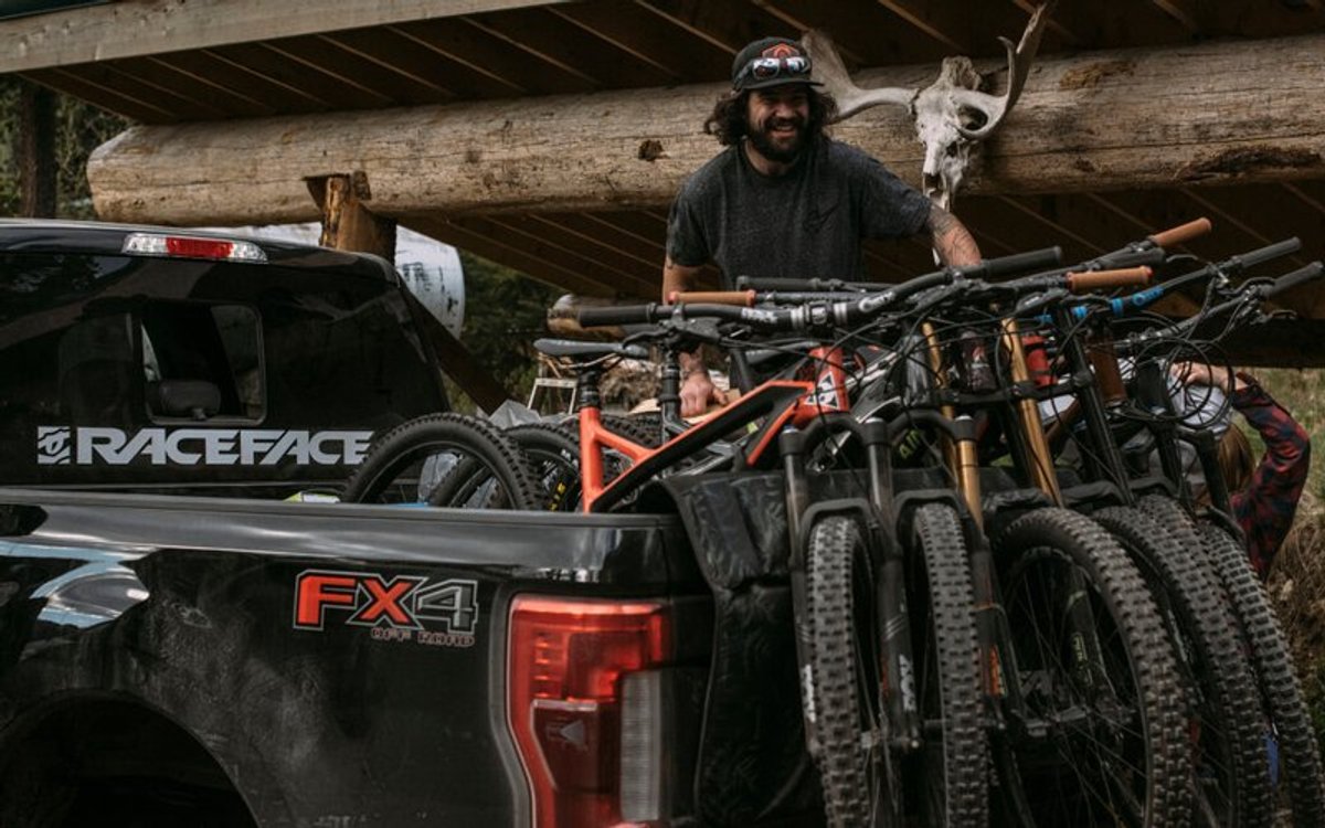 Vehicle Bike Racks Highlight image