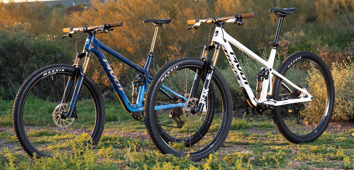 Pivot Mach 4 SL V4 Pro XT Di2 Mountain Bike - Bikes