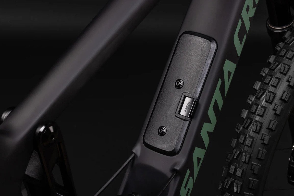 Santa Cruz Bicycles Hightower C Glovebox