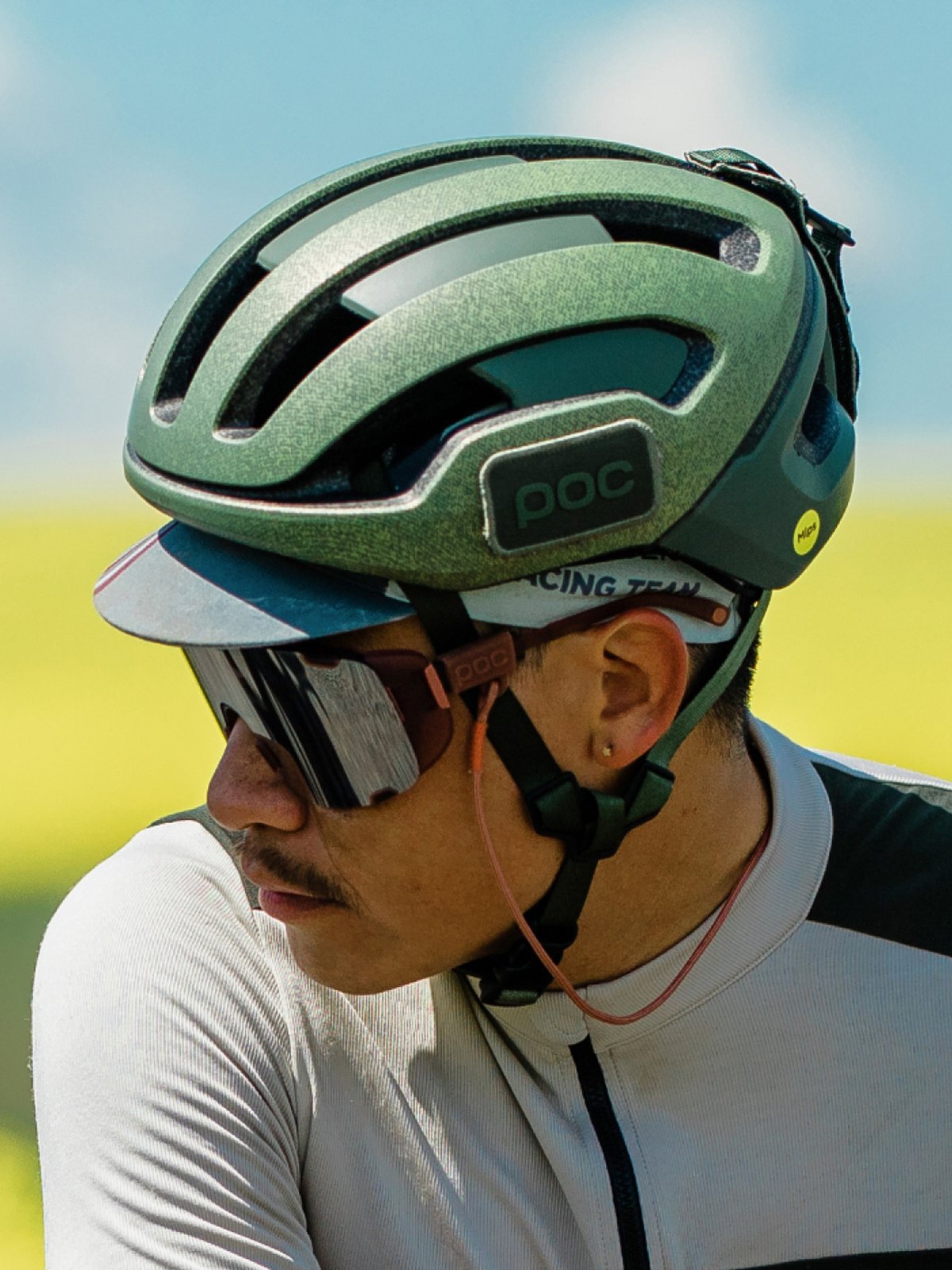 A gravel helmet on a gravel rider.