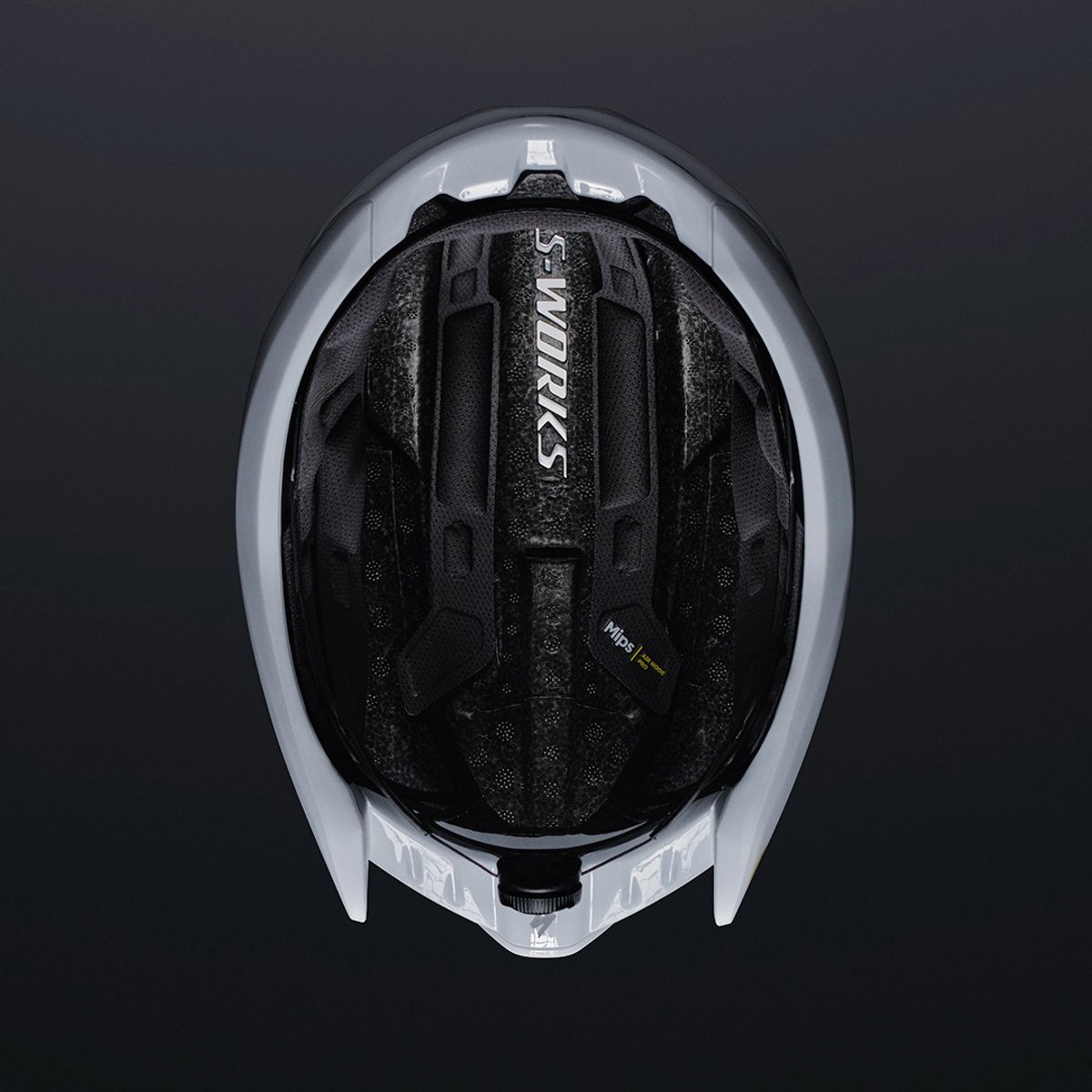 A closeup of the Evade 4 interior